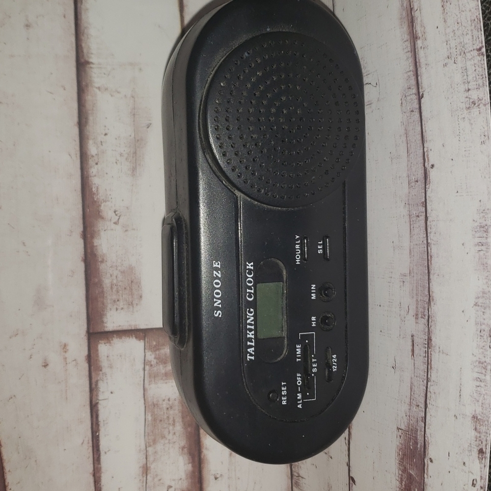 Portable Talking Clock - Picture 8 of 9